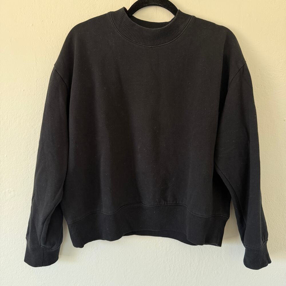 A New Day basic black crew neck sweatshirt